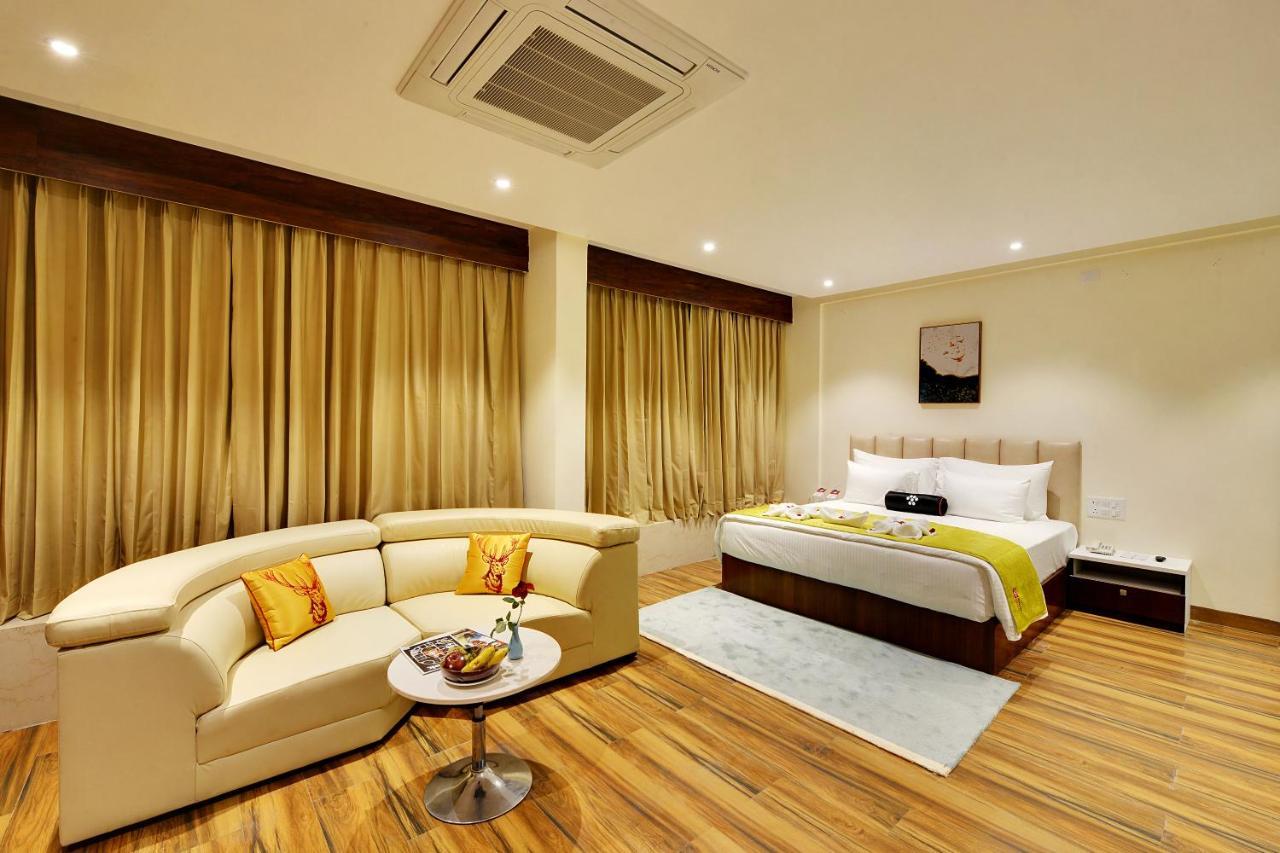 Mastiff Select Gulbarga Hotel 古尔伯加 外观 照片
