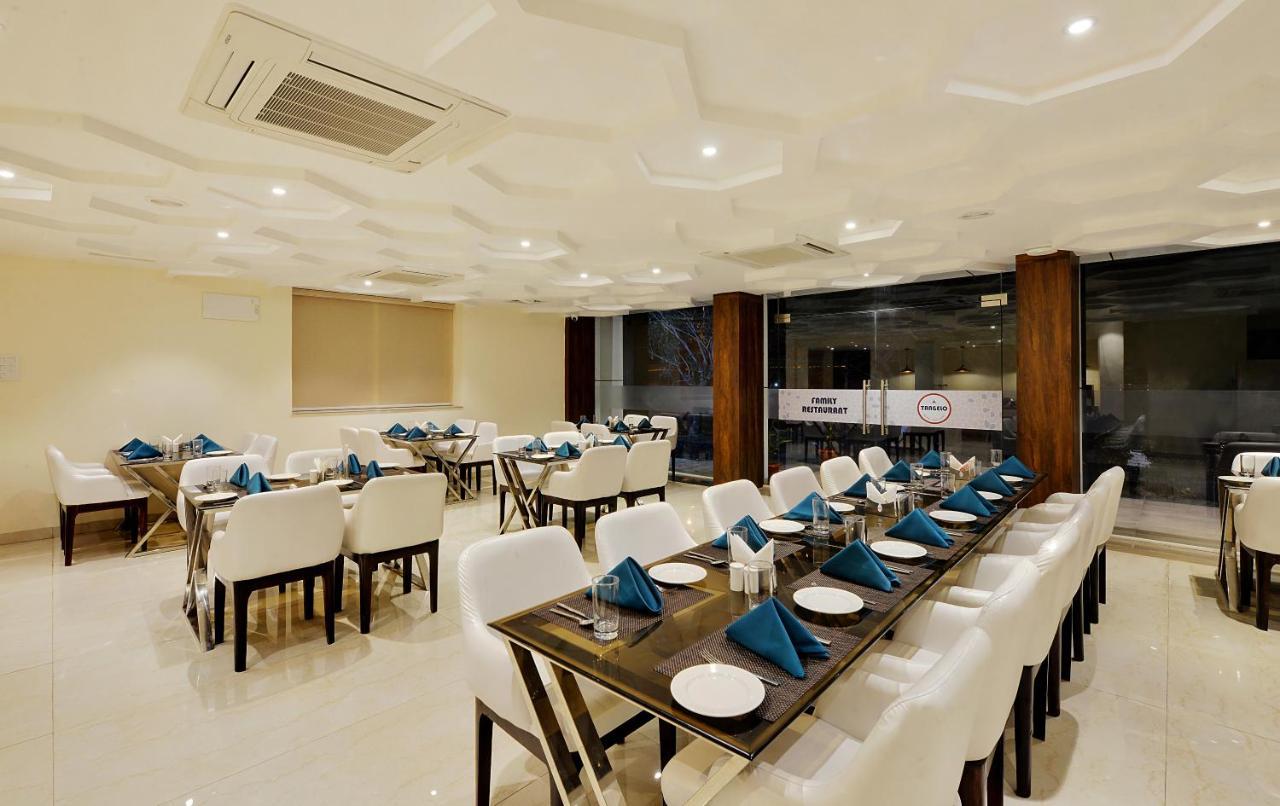 Mastiff Select Gulbarga Hotel 古尔伯加 外观 照片